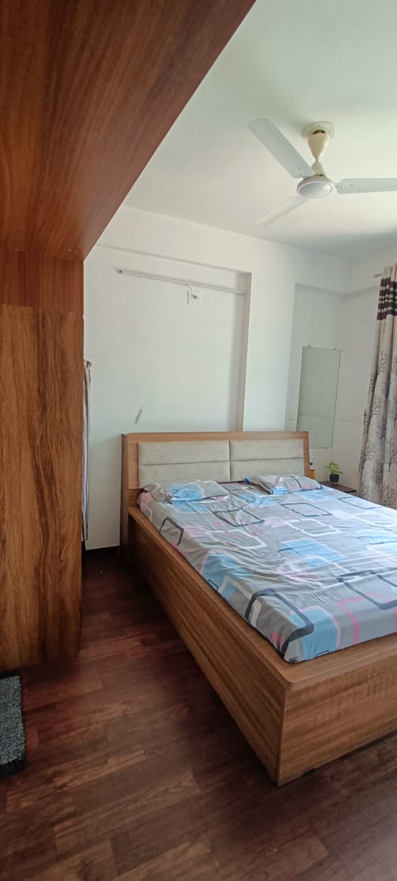 2 BHK 1053 Sq. Ft. Residential Flat / Appartment for Sell in Sg Highway Ahmedabad - Media 14