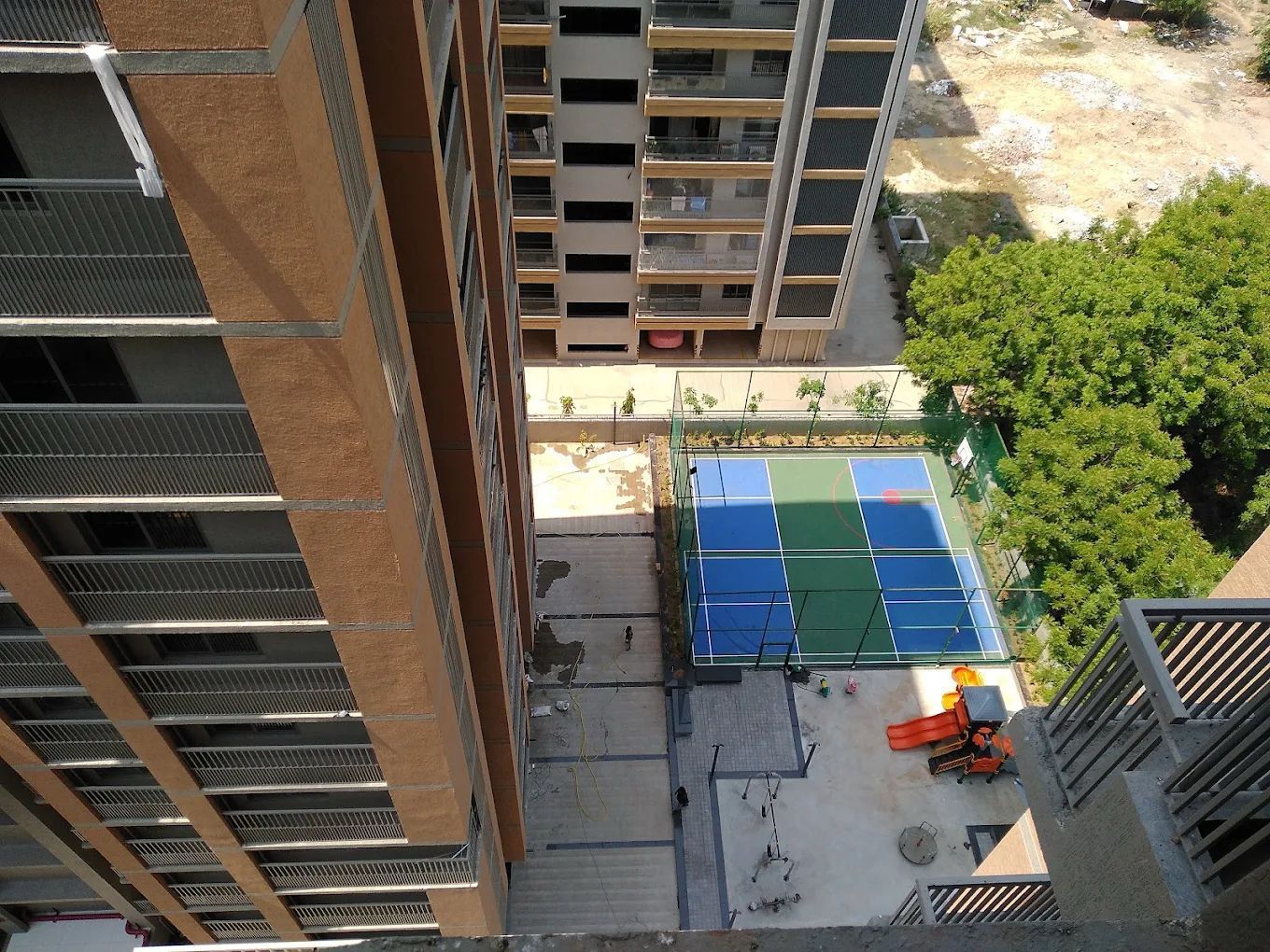 3 BHK 1750 Sq. Ft. Residential Flat / Appartment for Sell in Ambli Ahmedabad - Media 4