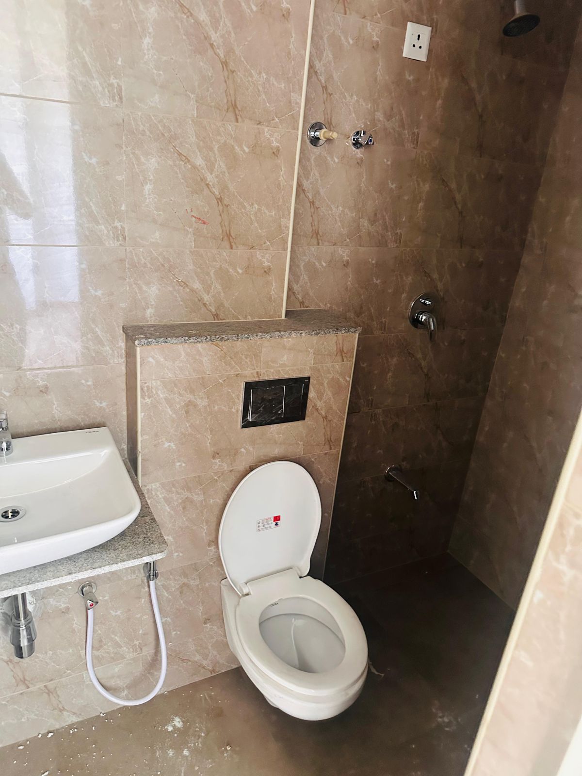 3 BHK 1750 Sq. Ft. Residential Flat / Appartment for Sell in Ambli Ahmedabad - Media 9