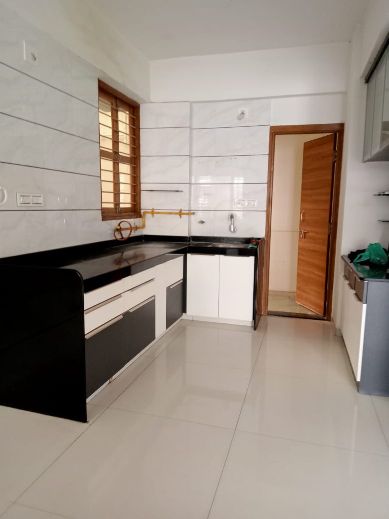 3 BHK 1440 Sq. Ft. Residential Flat / Appartment for Sell in Jagatpur Ahmedabad - Media 8