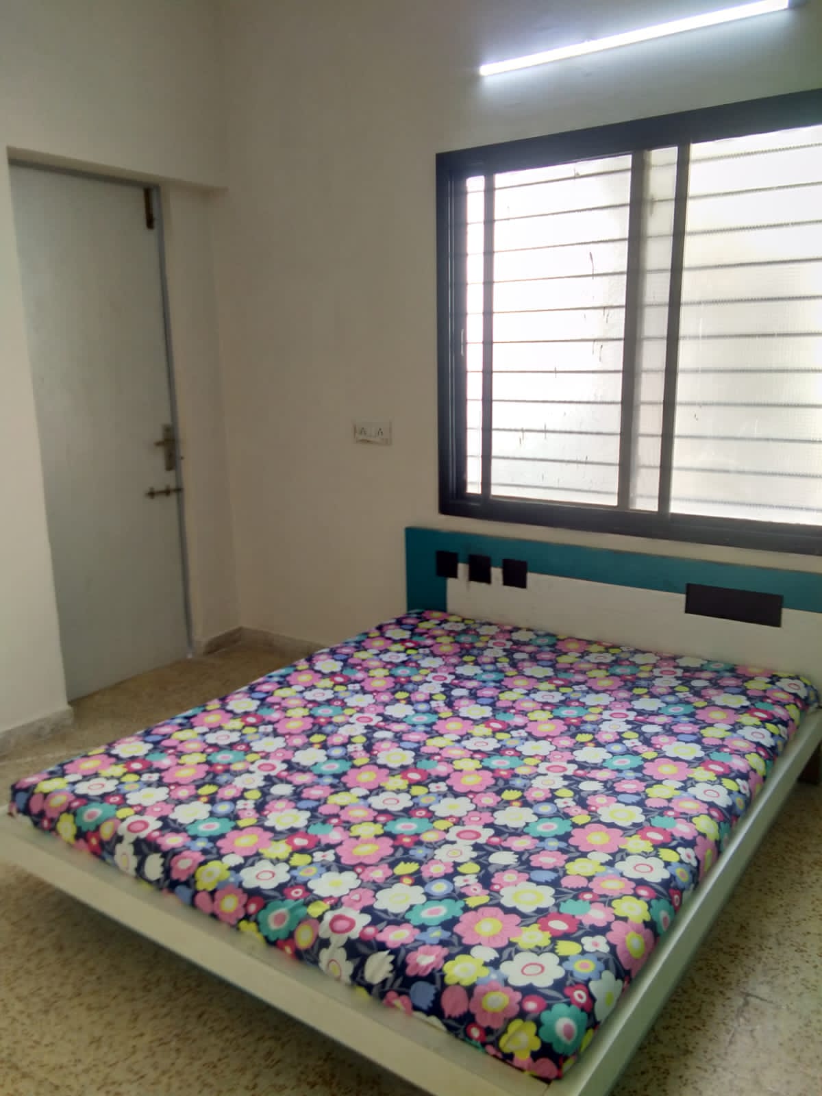 3 BHK 210 Sq. Yrd. Residential Flat / Appartment for Sell in Thaltej Ahmedabad - Media 12