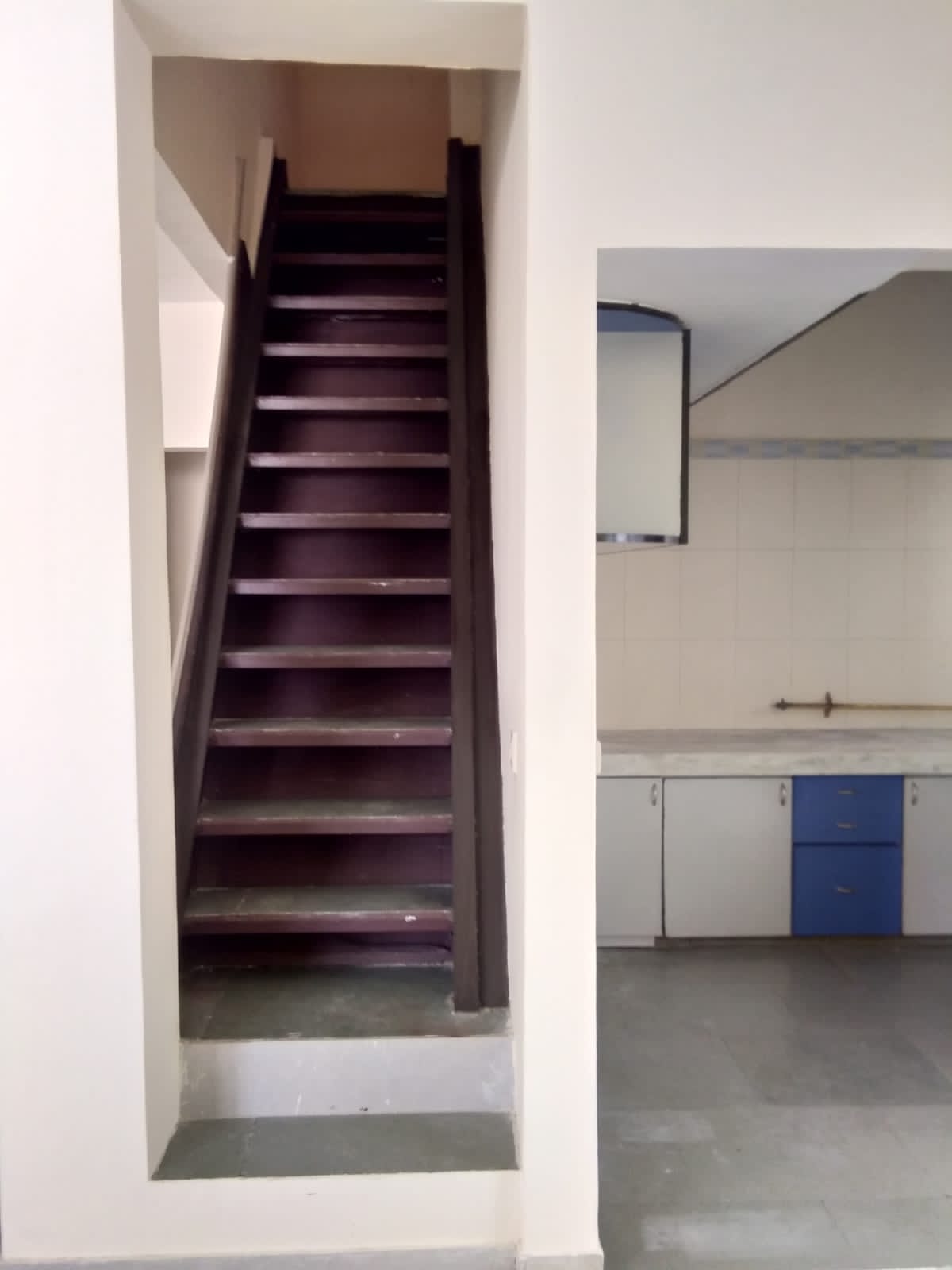 3 BHK 210 Sq. Yrd. Residential Flat / Appartment for Sell in Thaltej Ahmedabad - Media 15