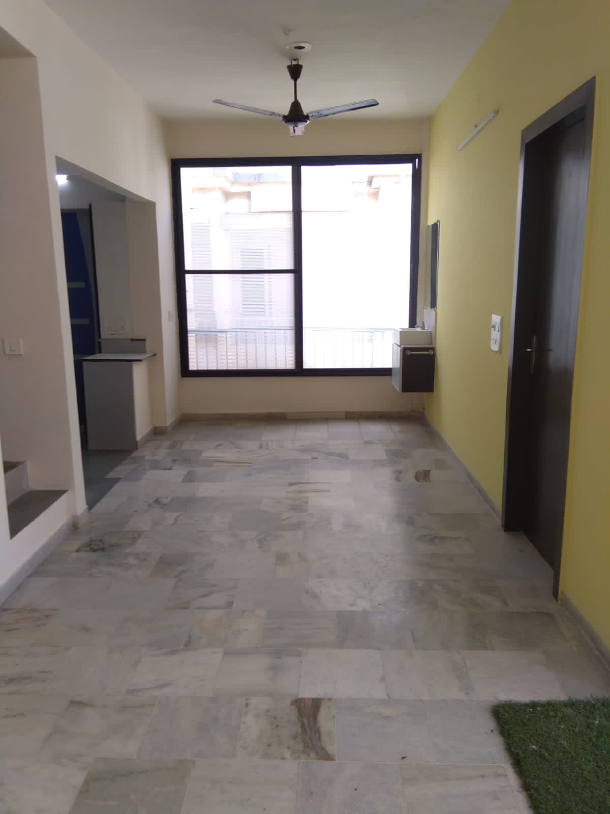 3 BHK 210 Sq. Yrd. Residential Flat / Appartment for Sell in Thaltej Ahmedabad