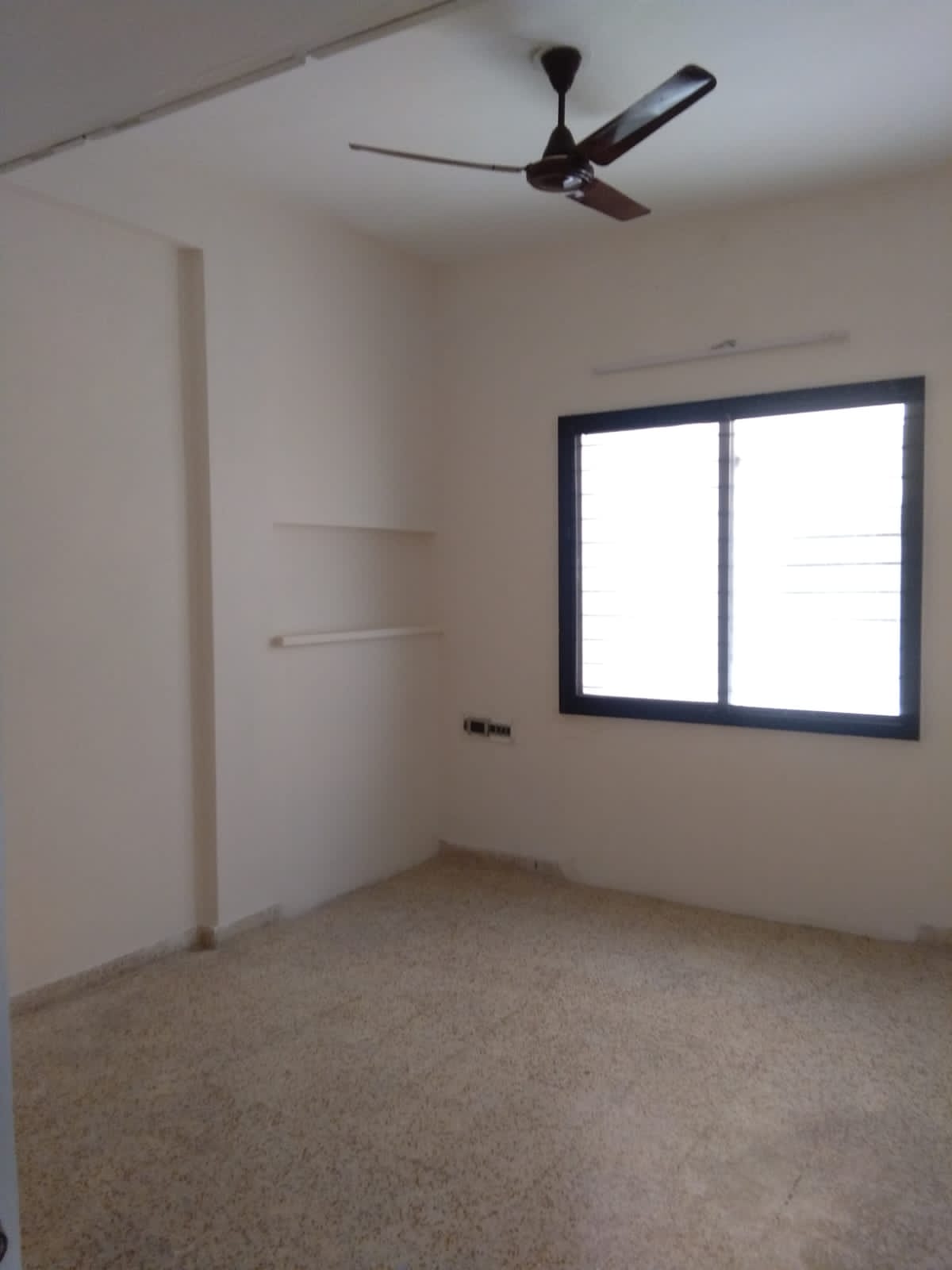 3 BHK 210 Sq. Yrd. Residential Flat / Appartment for Sell in Thaltej Ahmedabad - Media 17