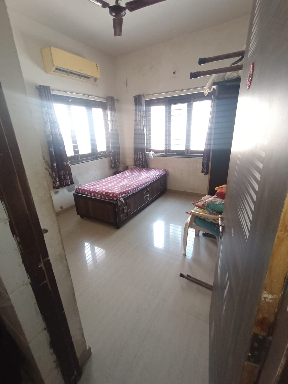 4 BHK 180 Sq. Yrd. Residential Tenament for Sell in Thaltej Ahmedabad - Media 20