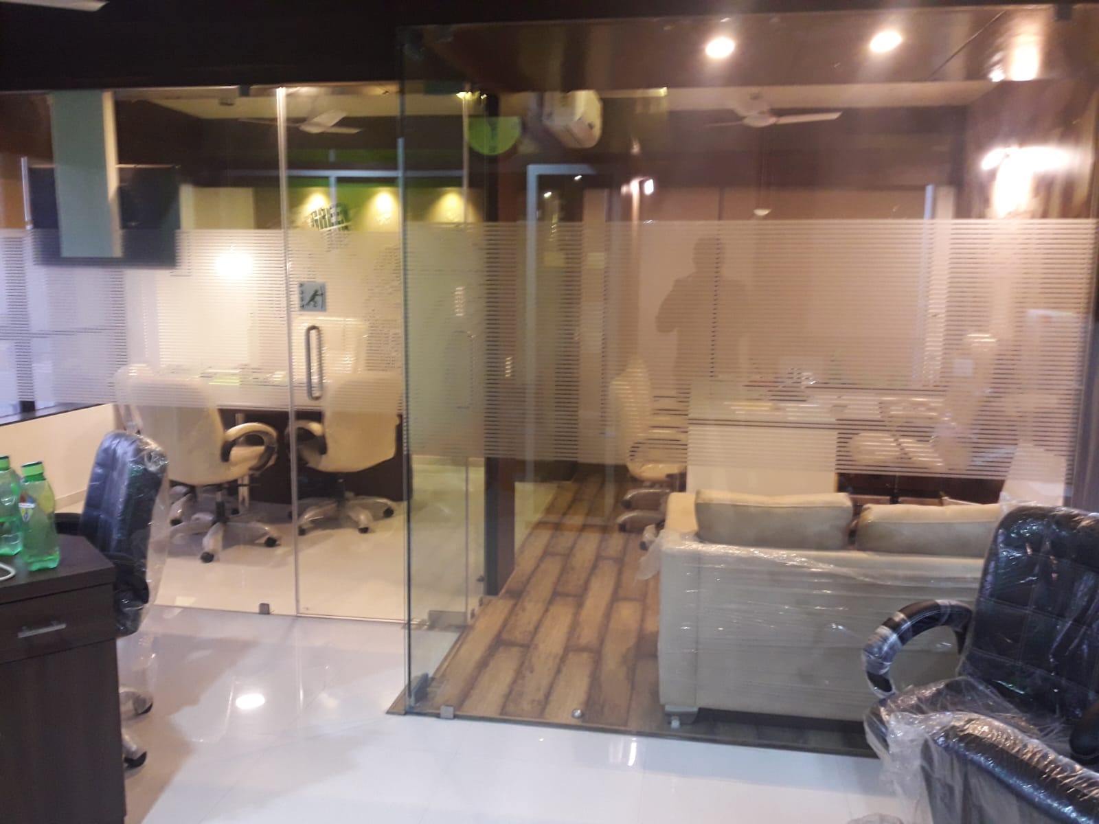 Office 872 Sq. Ft. Commercial Office for Sell in Ambli Ahmedabad - Media 6