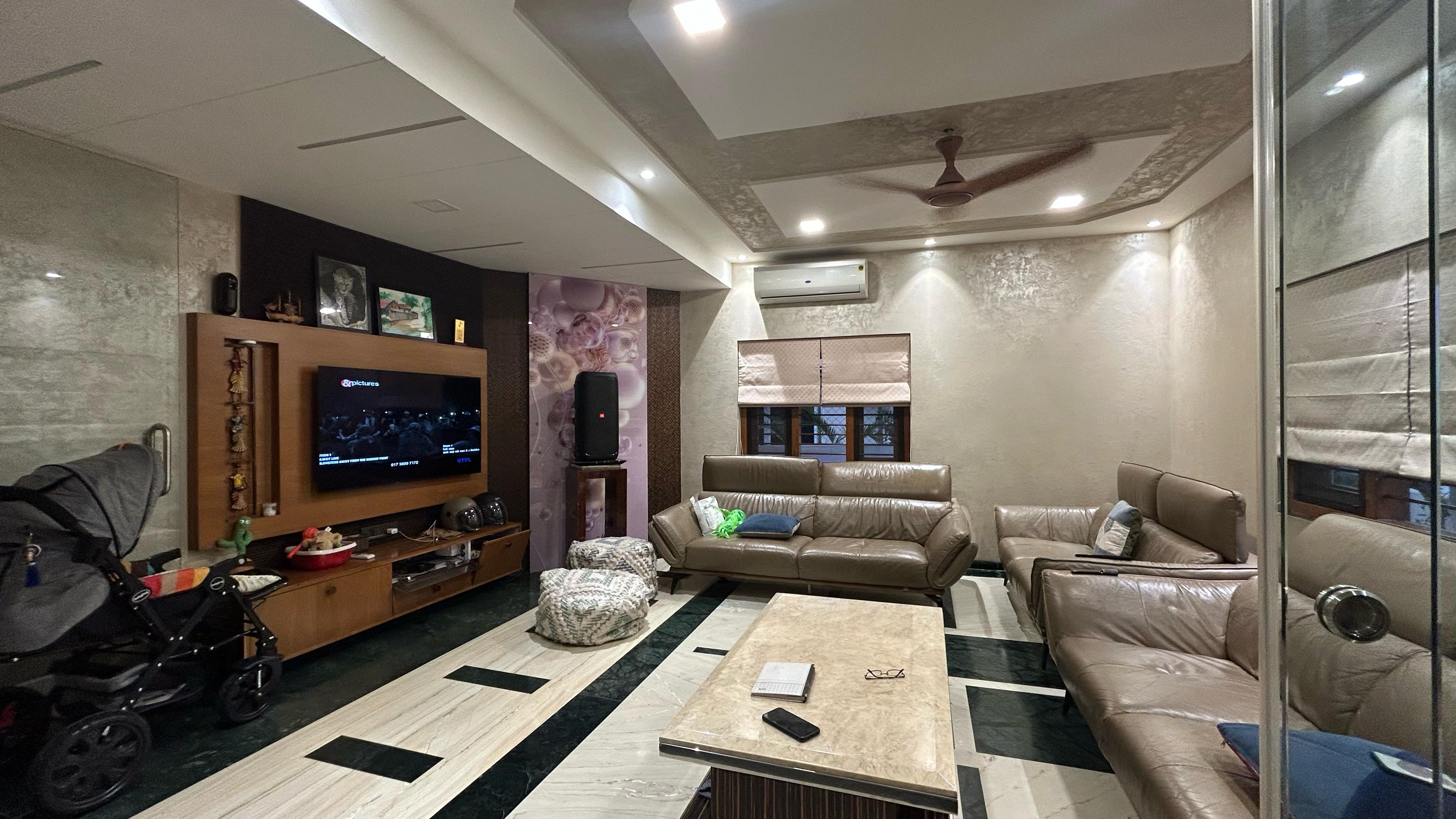 4 BHK 450 Sq. Yrd. Residential Bunglow / Villa for Sell in Bodakdev Ahmedabad