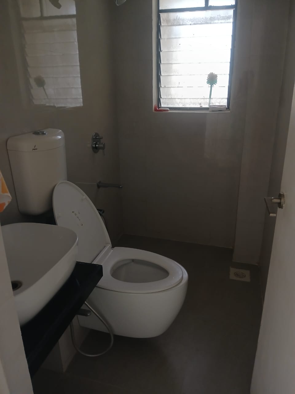 2 BHK 634 Sq. Ft. Residential Flat / Appartment for Sell in Jagatpur Ahmedabad - Media 7