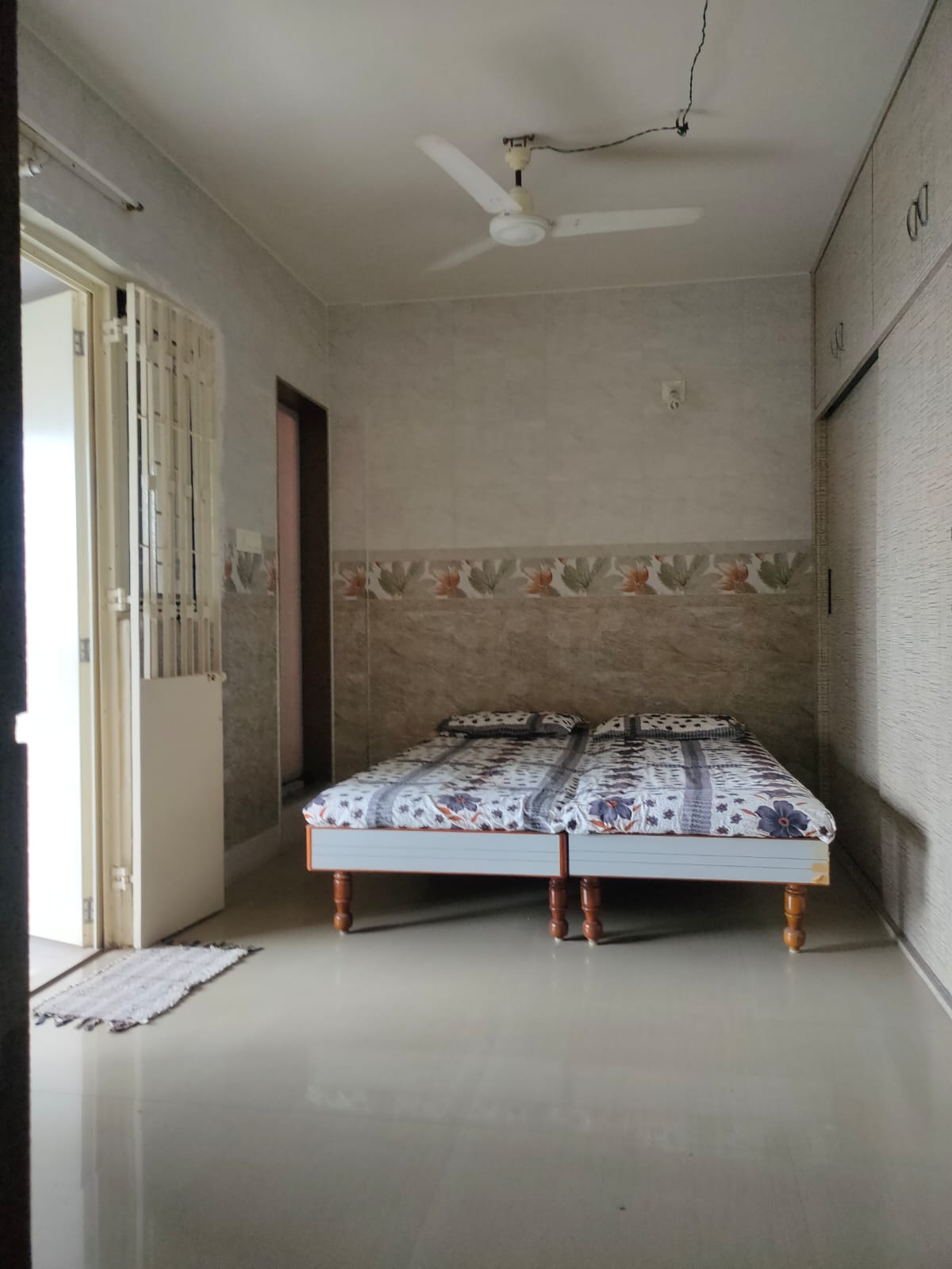 3 BHK 182 Sq. Yrd. Residential Penthouse for Sell in Bodakdev Ahmedabad - Media 12