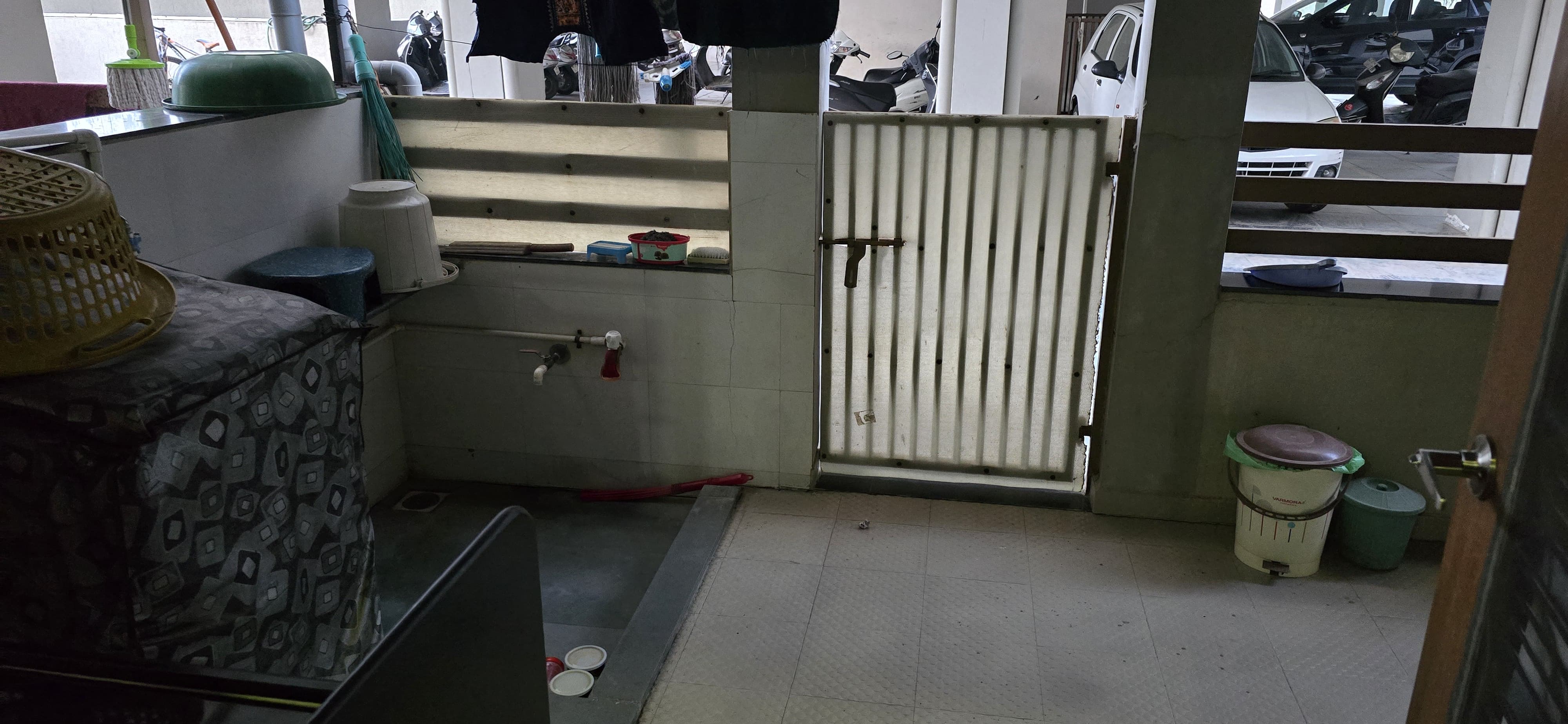 4 BHK 312 Sq. Yrd. Residential Bunglow / Villa for Sell in Sola Ahmedabad - Media 10