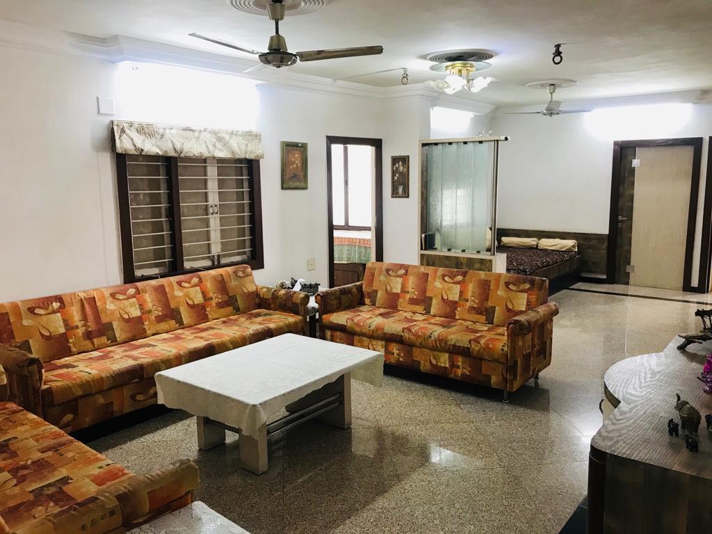 4 BHK 3300 Sq. Ft. Residential Flat / Appartment for Sell in Thaltej Ahmedabad - Media 5