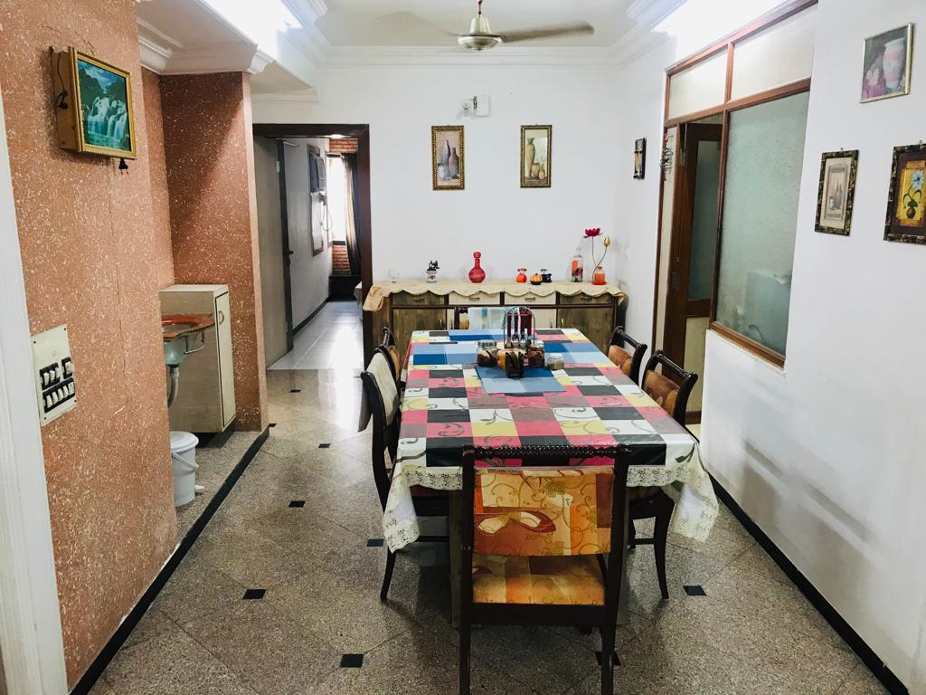 4 BHK 3300 Sq. Ft. Residential Flat / Appartment for Sell in Thaltej Ahmedabad - Media 6