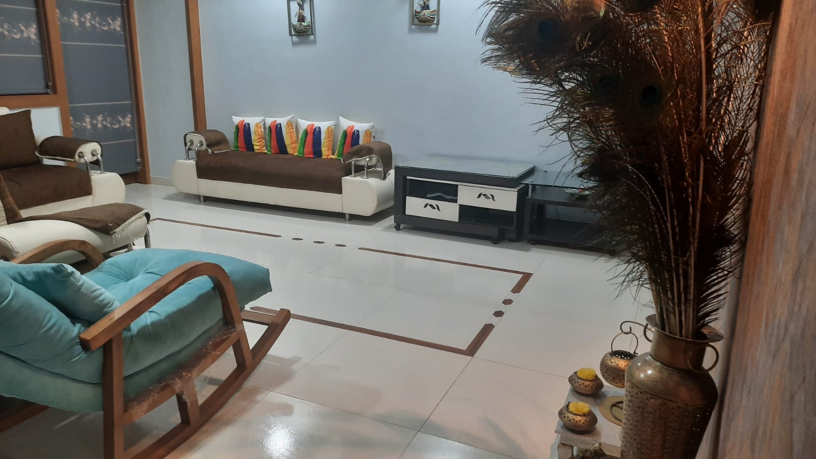 3 BHK 2100 Sq. Ft. Residential Flat / Appartment for Sell in Thaltej Ahmedabad - Media 19