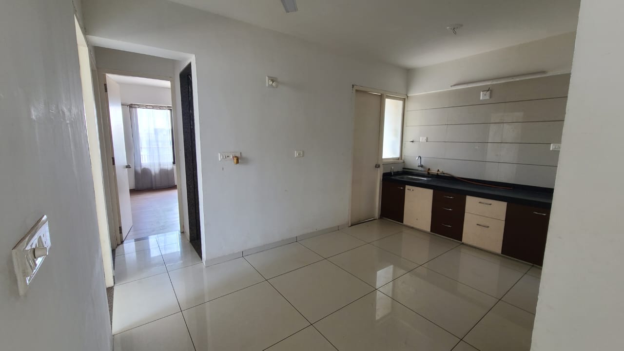3 BHK 1530 Sq. Ft. Residential Flat / Appartment for Sell in Shilaj Ahmedabad - Media 14