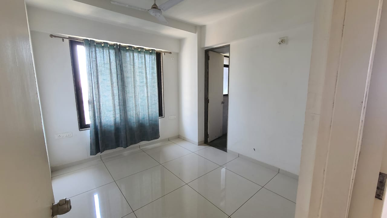 3 BHK 1530 Sq. Ft. Residential Flat / Appartment for Sell in Shilaj Ahmedabad - Media 7