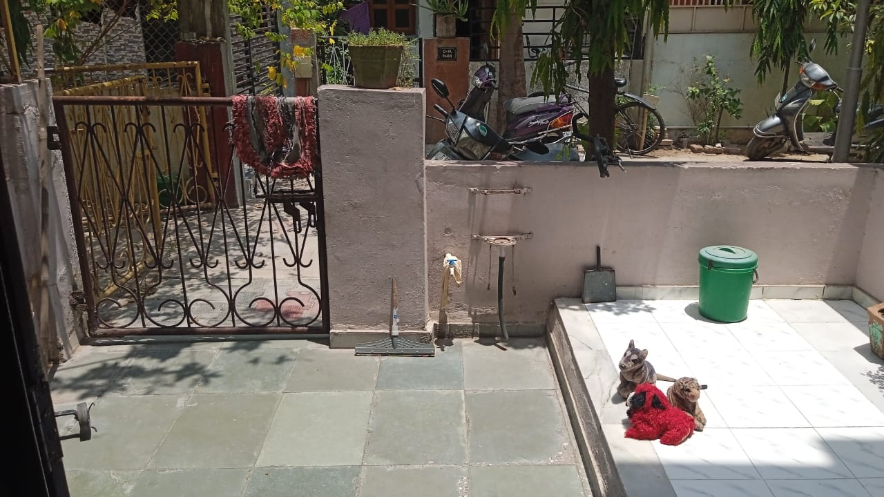 2 BHK 112 Sq. Yrd. Residential Raw House for Sell in Ghatlodia Ahmedabad - Media 4