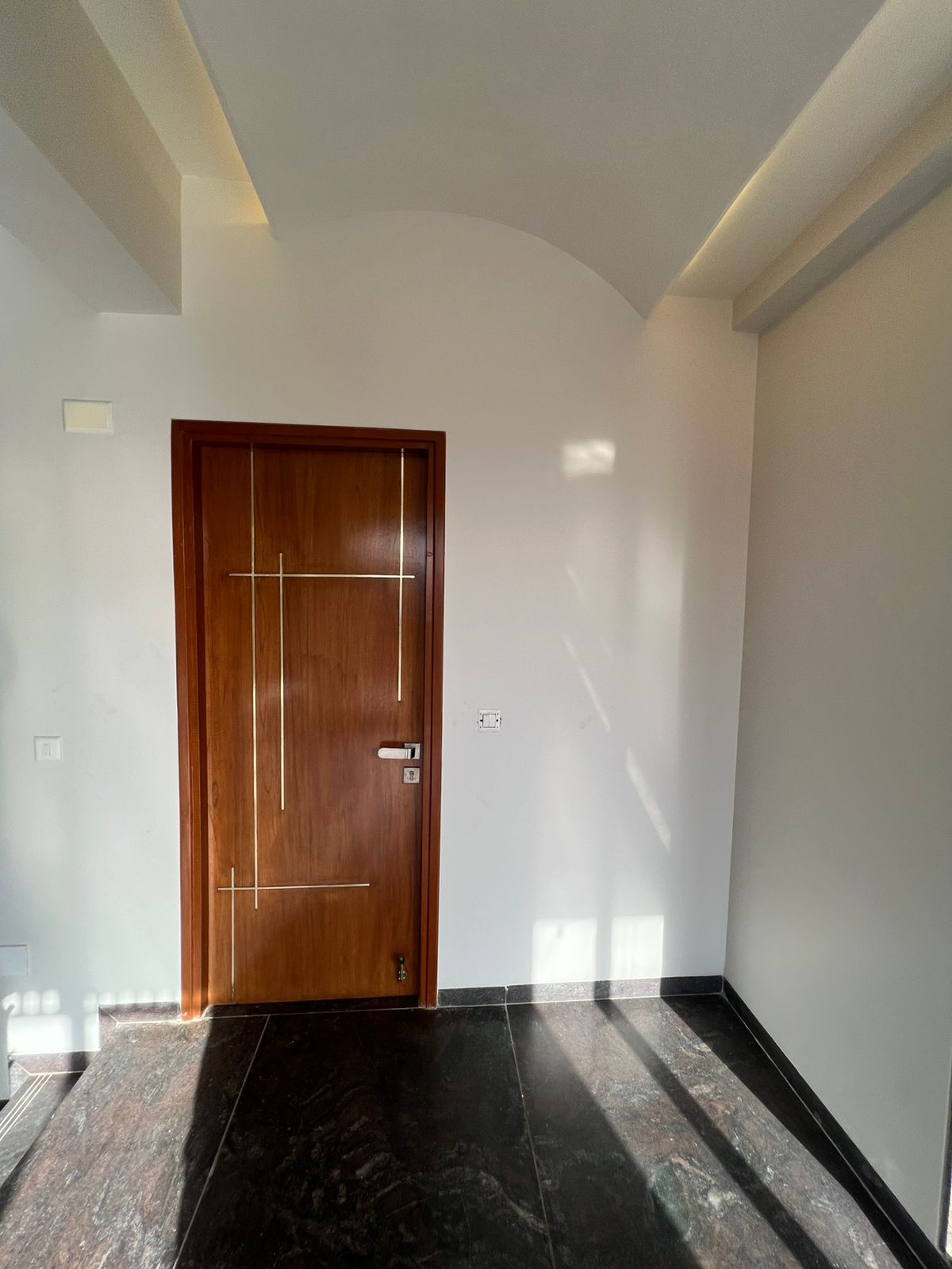 5 BHK 650 Sq. Yrd. Residential Bunglow / Villa for Sell in Sg Highway Ahmedabad - Media 13