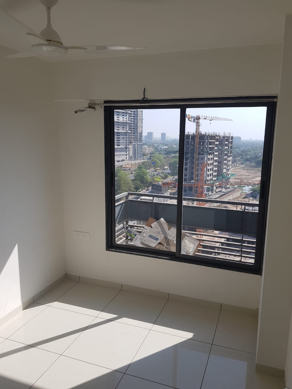 3 BHK 1550 Sq. Ft. Residential Flat / Appartment for Sell in Shilaj Ahmedabad - Media 8