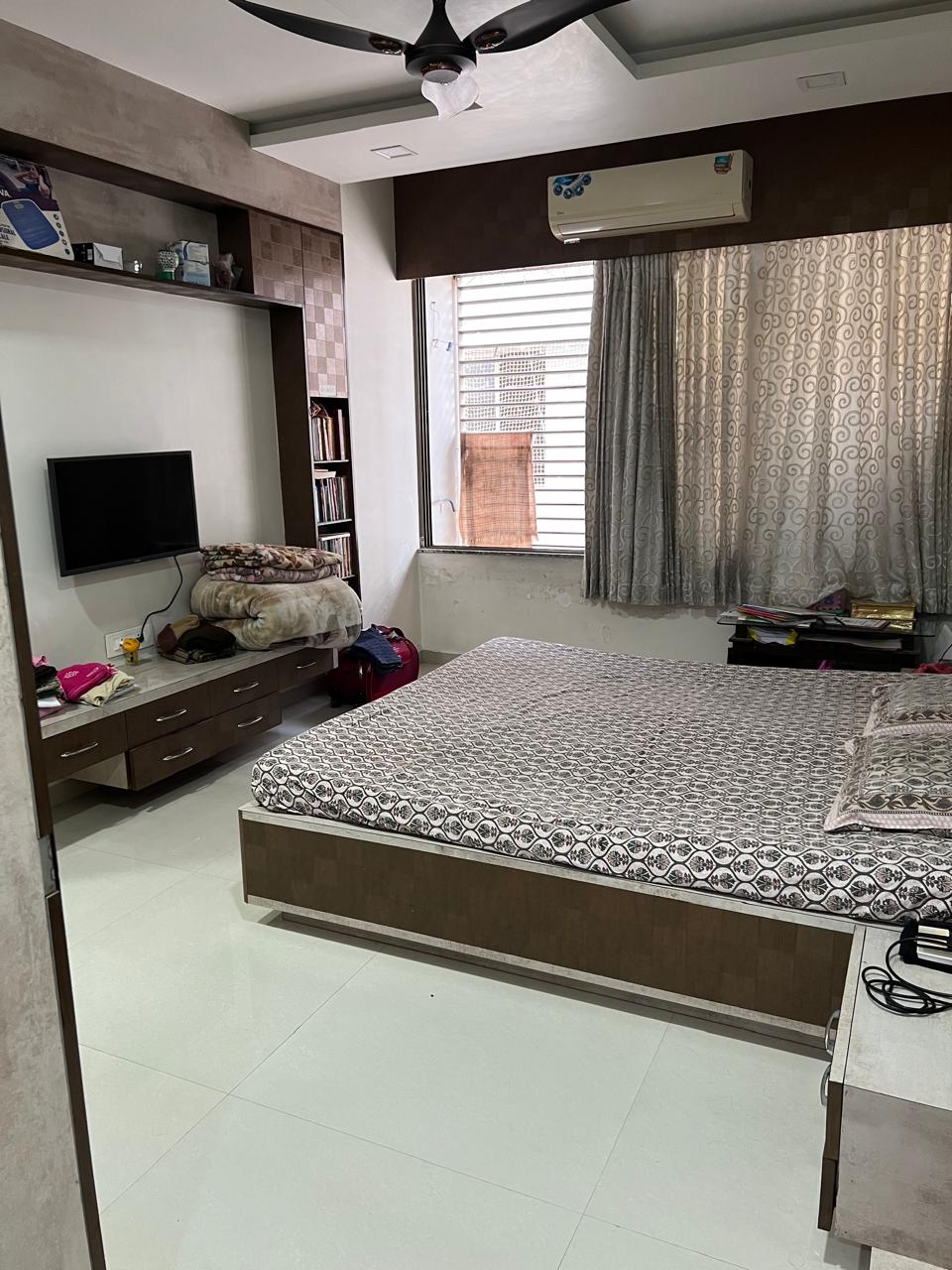 4 BHK 3015 Sq. Ft. Residential Flat / Appartment for Sell in Science City Ahmedabad - Media 12