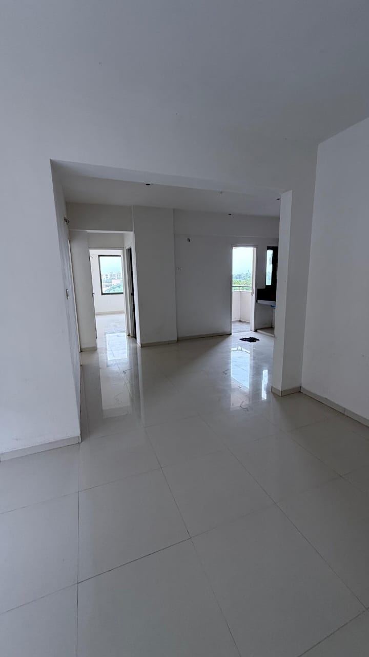 3 BHK 1000 Sq. Ft. Residential Flat / Appartment for Sell in Shilaj Ahmedabad - Media 15