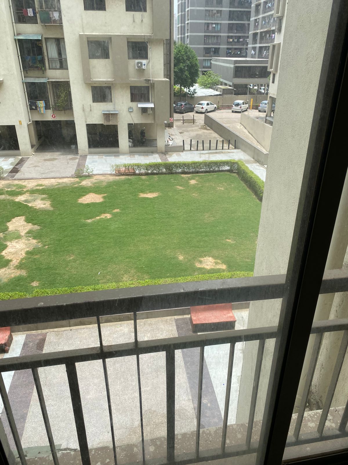 2 BHK 1400 Sq. Ft. Residential Flat / Appartment for Sell in Vaishnodevi Ahmedabad
