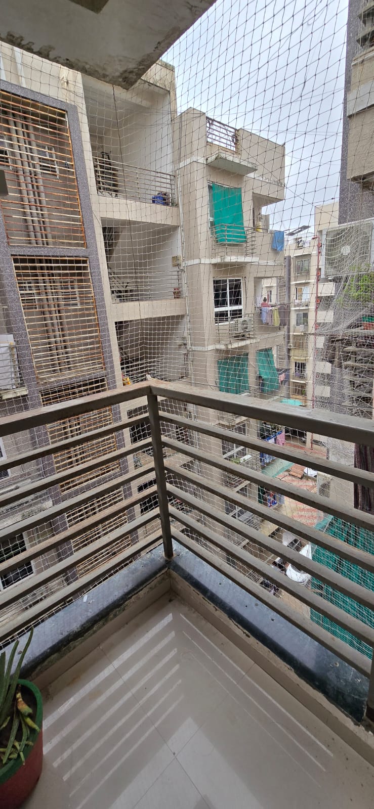 2 BHK 1026 Sq. Ft. Residential Flat / Appartment for Sell in Gota Ahmedabad - Media 8