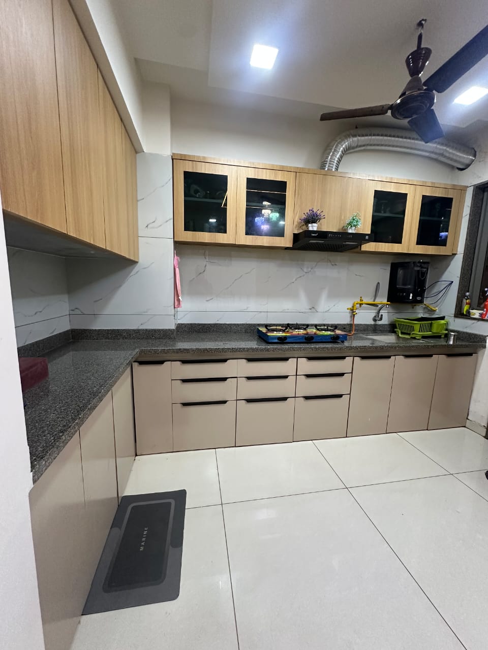 3 BHK 1480 Sq. Ft. Residential Flat / Appartment for Rent in Vaishnodevi Ahmedabad - Media 14