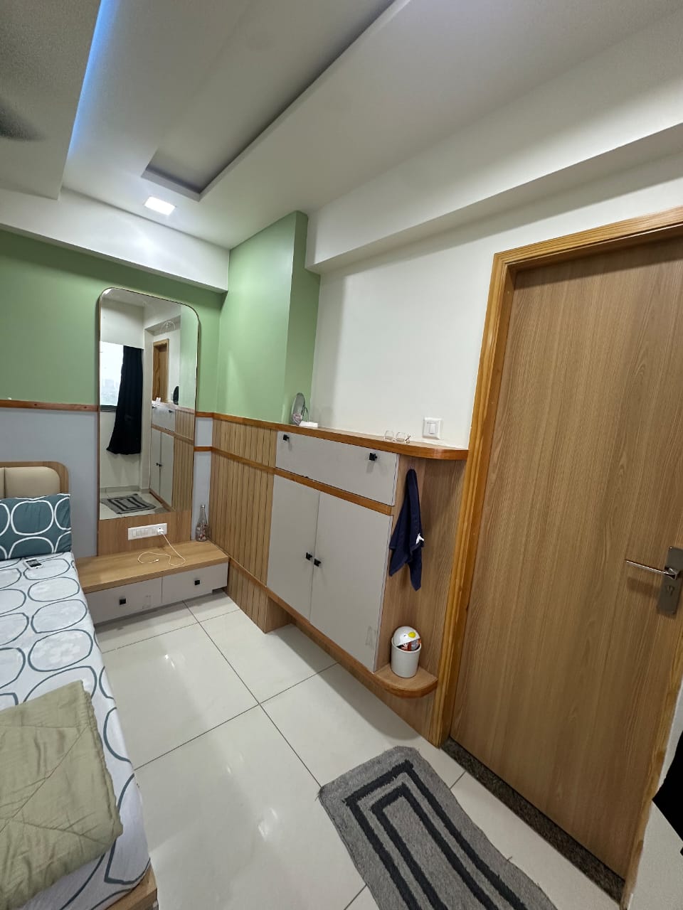 3 BHK 1480 Sq. Ft. Residential Flat / Appartment for Rent in Vaishnodevi Ahmedabad - Media 2