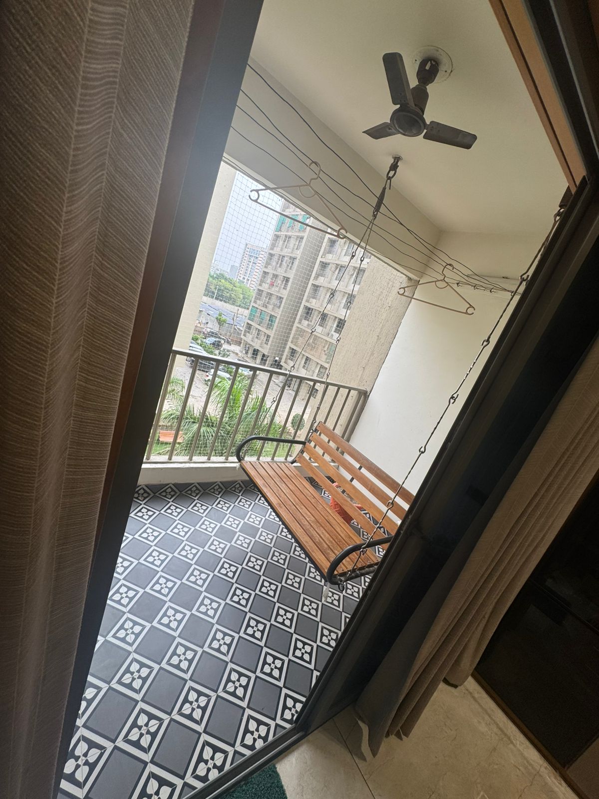 3 BHK 1980 Sq. Ft. Residential Flat / Appartment for Sell in Vaishnodevi Ahmedabad - Media 2