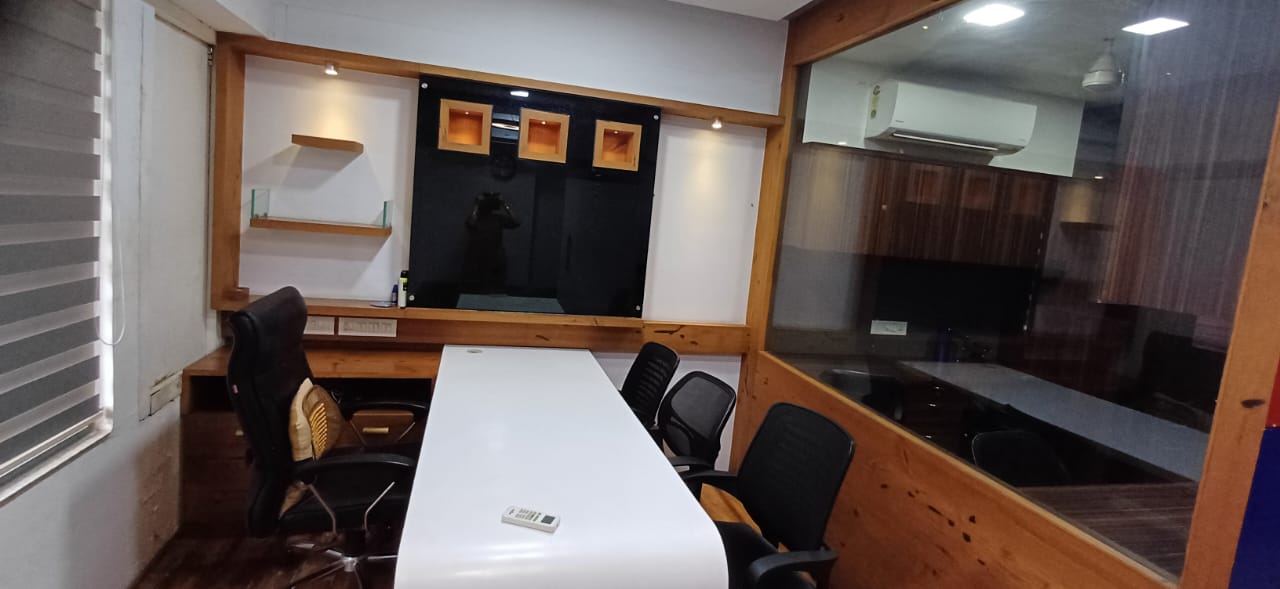 Office 583 Sq. Ft. Commercial Office for Rent in Sg Highway Ahmedabad - Media 5