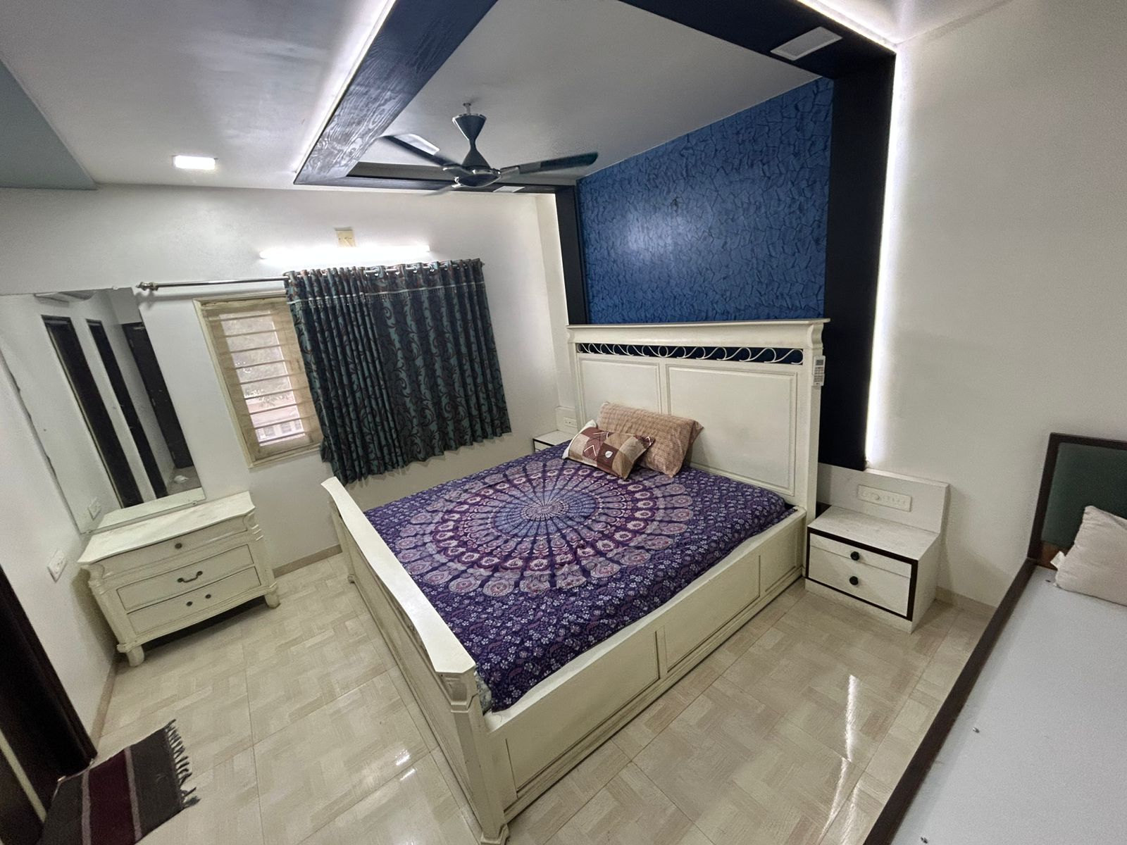 3 BHK 240 Sq. Yrd. Residential Bunglow / Villa for Rent in Shilaj Ahmedabad - Media 11