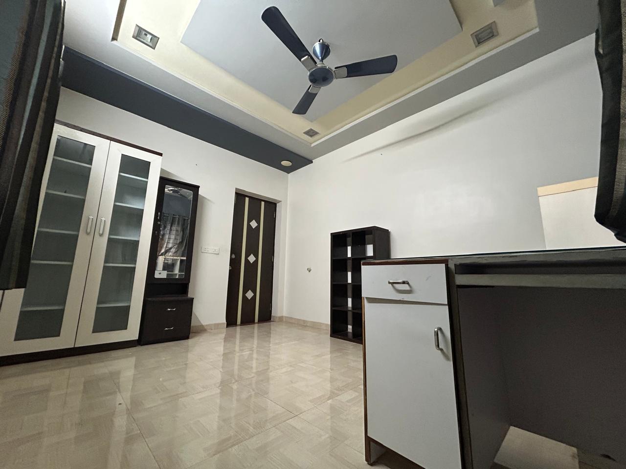 3 BHK 240 Sq. Yrd. Residential Bunglow / Villa for Rent in Shilaj Ahmedabad - Media 18