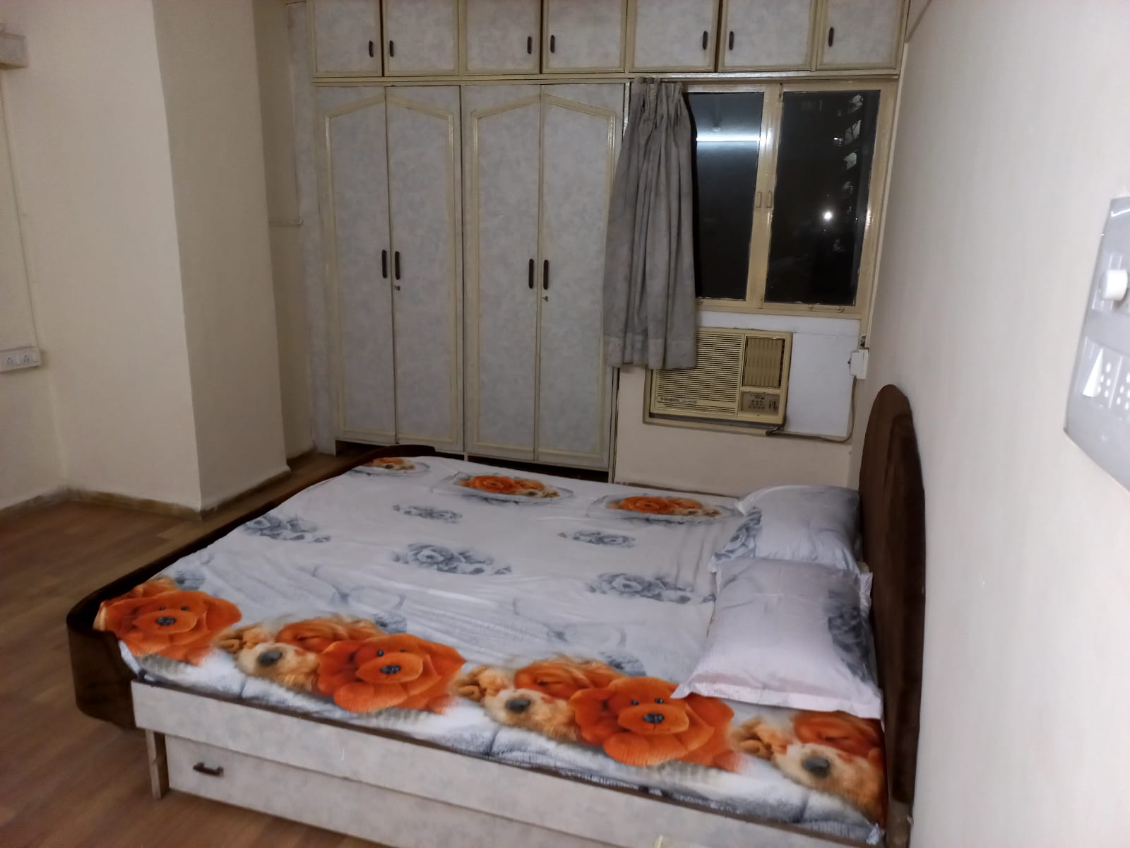 2 BHK 1000 Sq. Ft. Residential Flat / Appartment for Sell in Thaltej Ahmedabad - Media 10