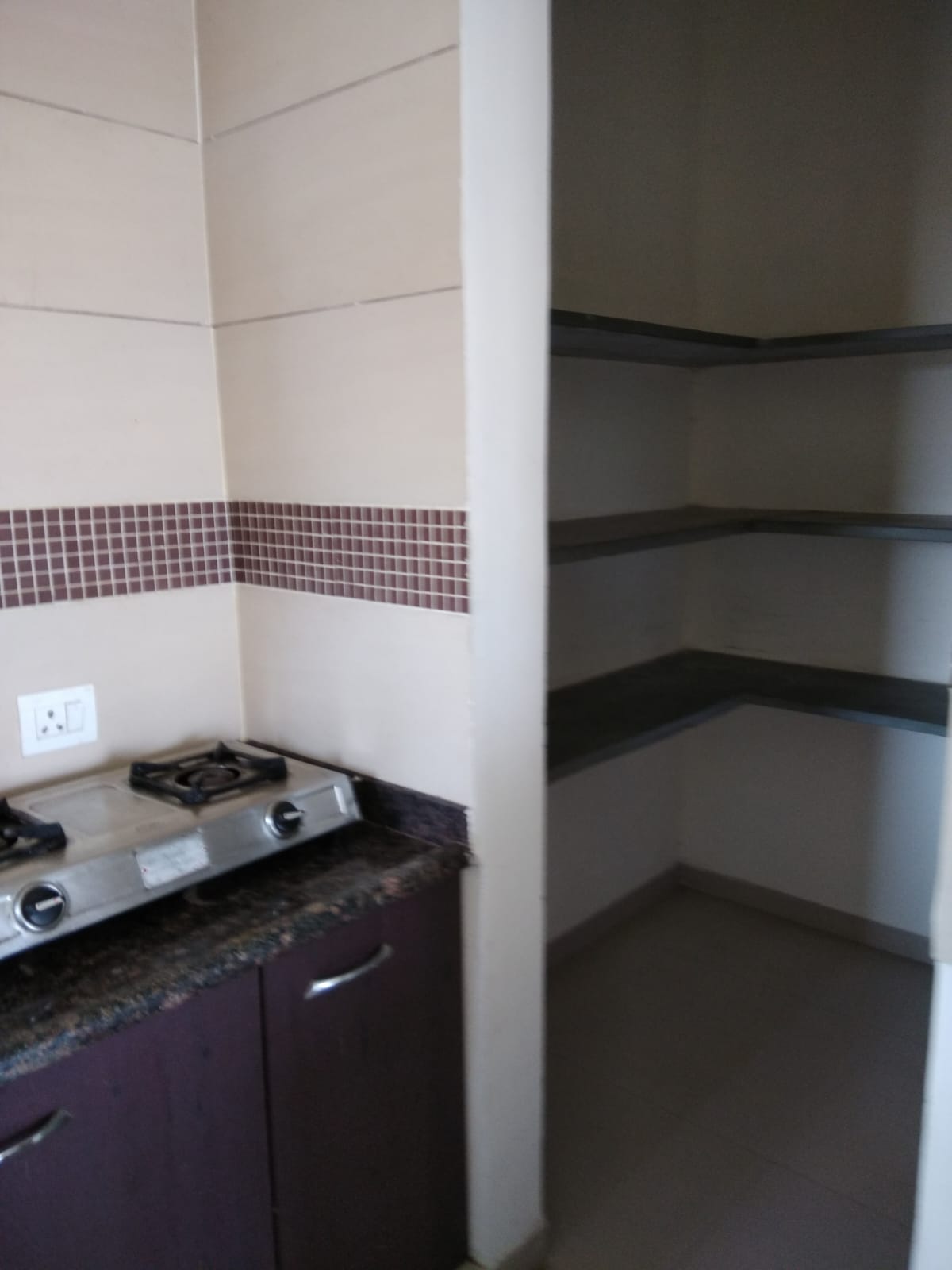 2 BHK 1618 Sq. Ft. Residential Flat / Appartment for Sell in Vaishnodevi Ahmedabad - Media 9