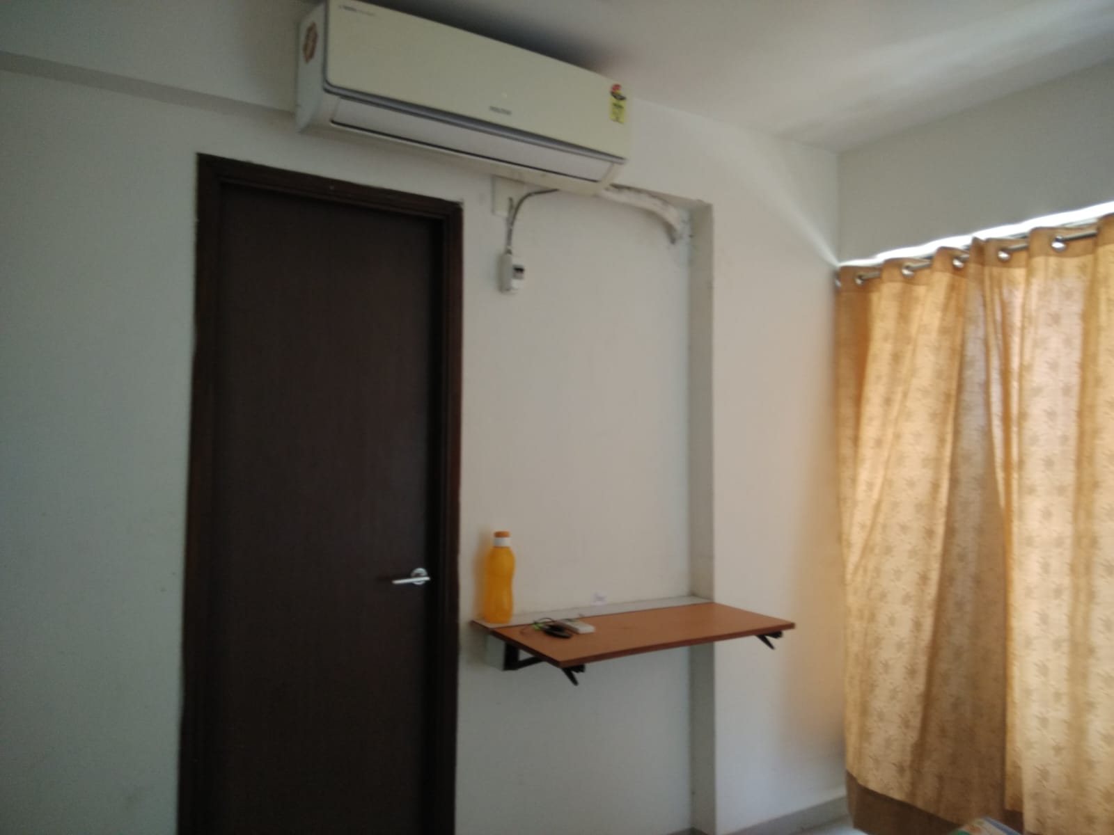 2 BHK 1618 Sq. Ft. Residential Flat / Appartment for Sell in Vaishnodevi Ahmedabad - Media 3
