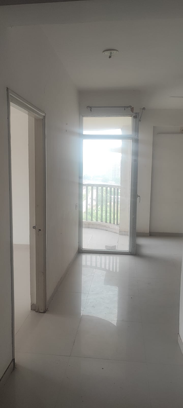 3 BHK 1980 Sq. Ft. Residential Flat / Appartment for Sell in Jagatpur Ahmedabad - Media 8