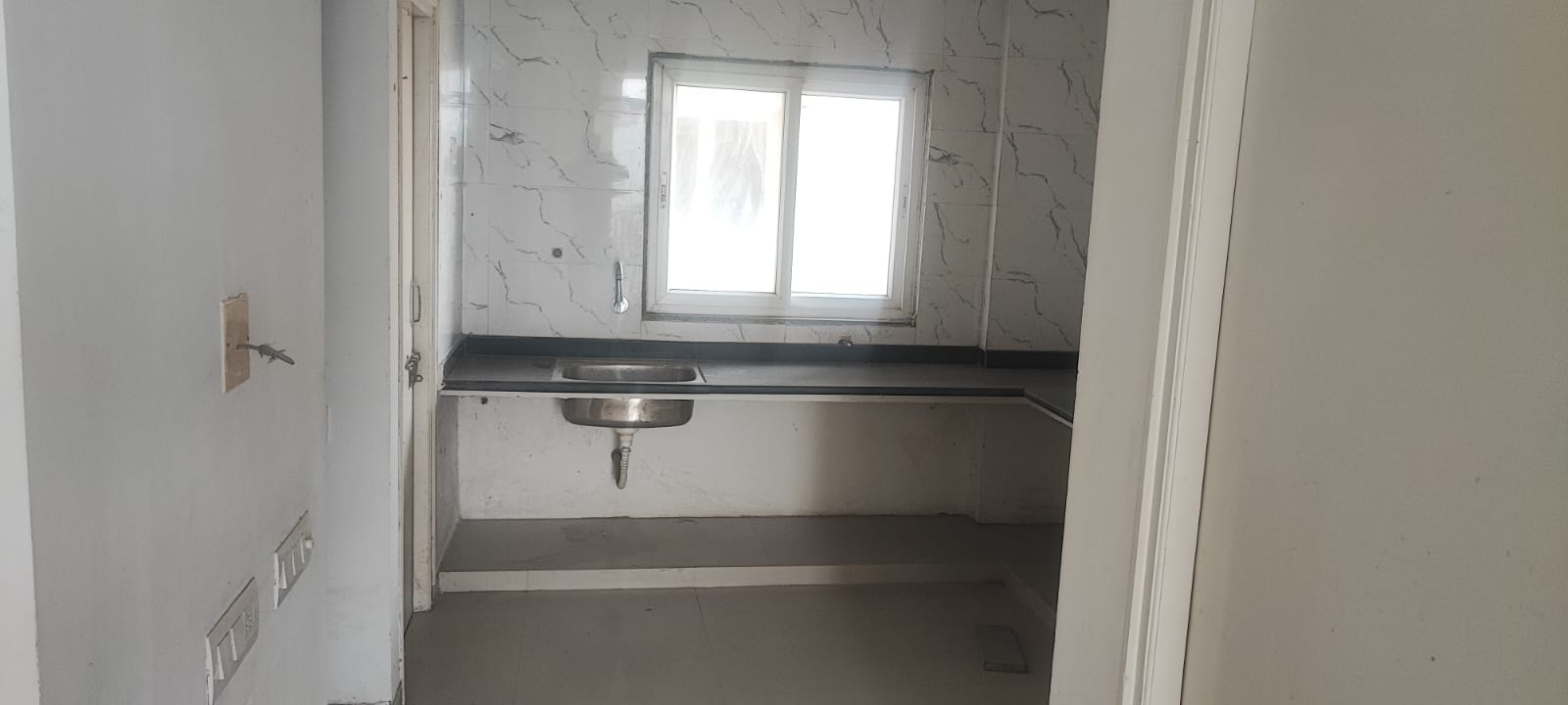 3 BHK 1980 Sq. Ft. Residential Flat / Appartment for Sell in Jagatpur Ahmedabad - Media 6