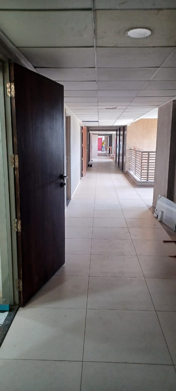 Office 822 Sq. Ft. Commercial Office for Rent in Bodakdev Ahmedabad - Media 7