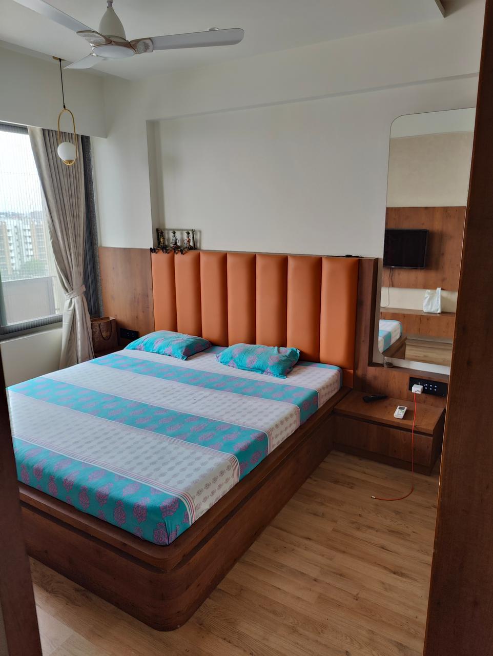 3 BHK 1815 Sq. Ft. Residential Flat / Appartment for Sell in Vastrapur Ahmedabad - Media 2