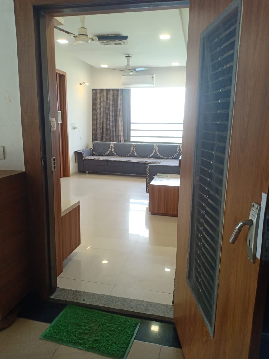 3 BHK 166 Sq. Yrd. Residential Flat / Appartment for Sell in Vaishnodevi Ahmedabad - Media 4