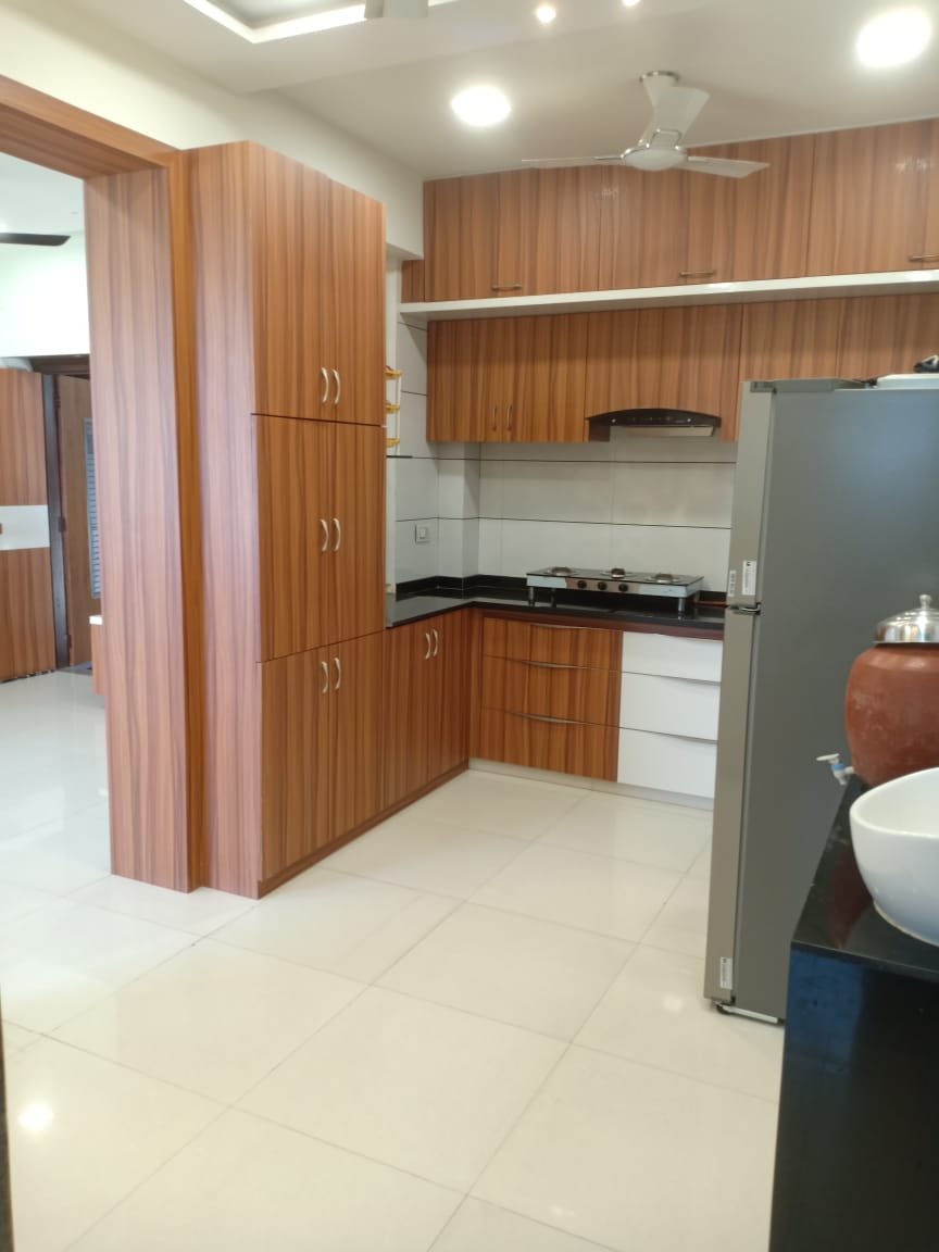 3 BHK 166 Sq. Yrd. Residential Flat / Appartment for Sell in Vaishnodevi Ahmedabad - Media 8