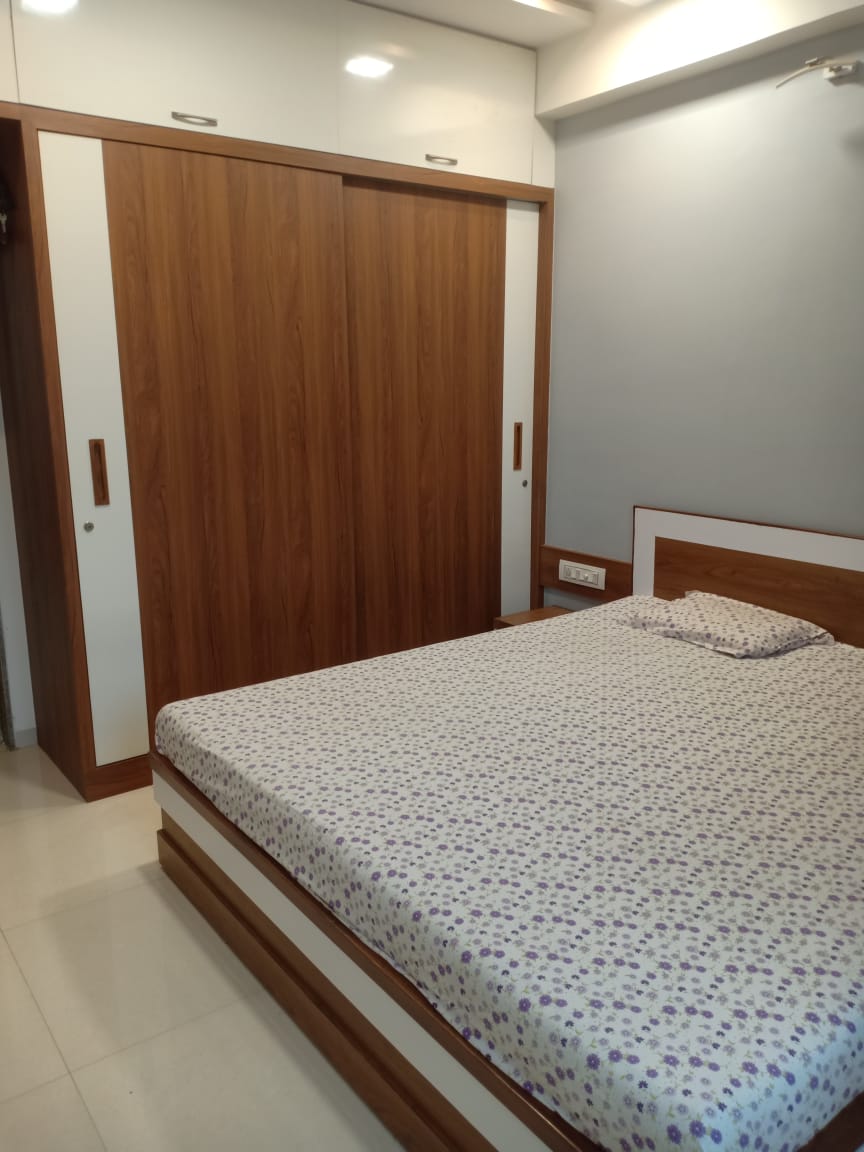 3 BHK 166 Sq. Yrd. Residential Flat / Appartment for Sell in Vaishnodevi Ahmedabad