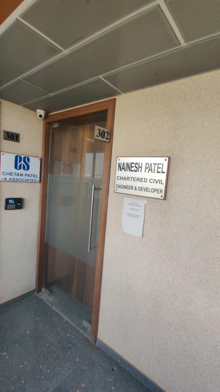 3F 2330 Sq. Ft. Commercial Office for Sell in Thaltej Ahmedabad - Media 7