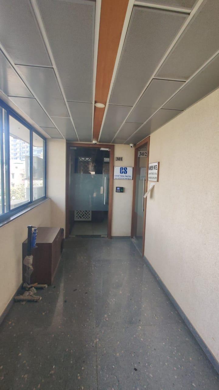 3F 2330 Sq. Ft. Commercial Office for Sell in Thaltej Ahmedabad - Media 9