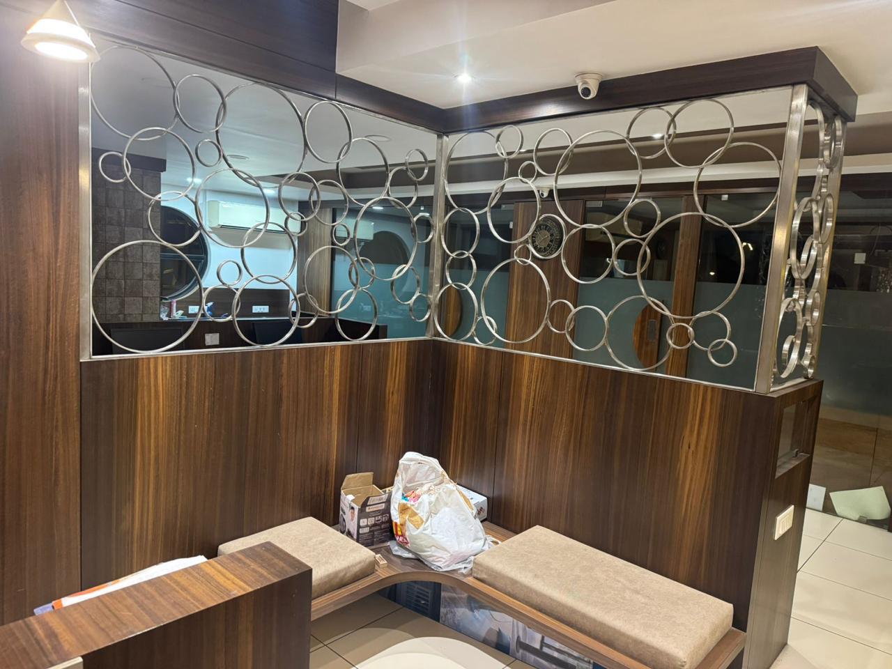 3F 2330 Sq. Ft. Commercial Office for Sell in Thaltej Ahmedabad - Media 15