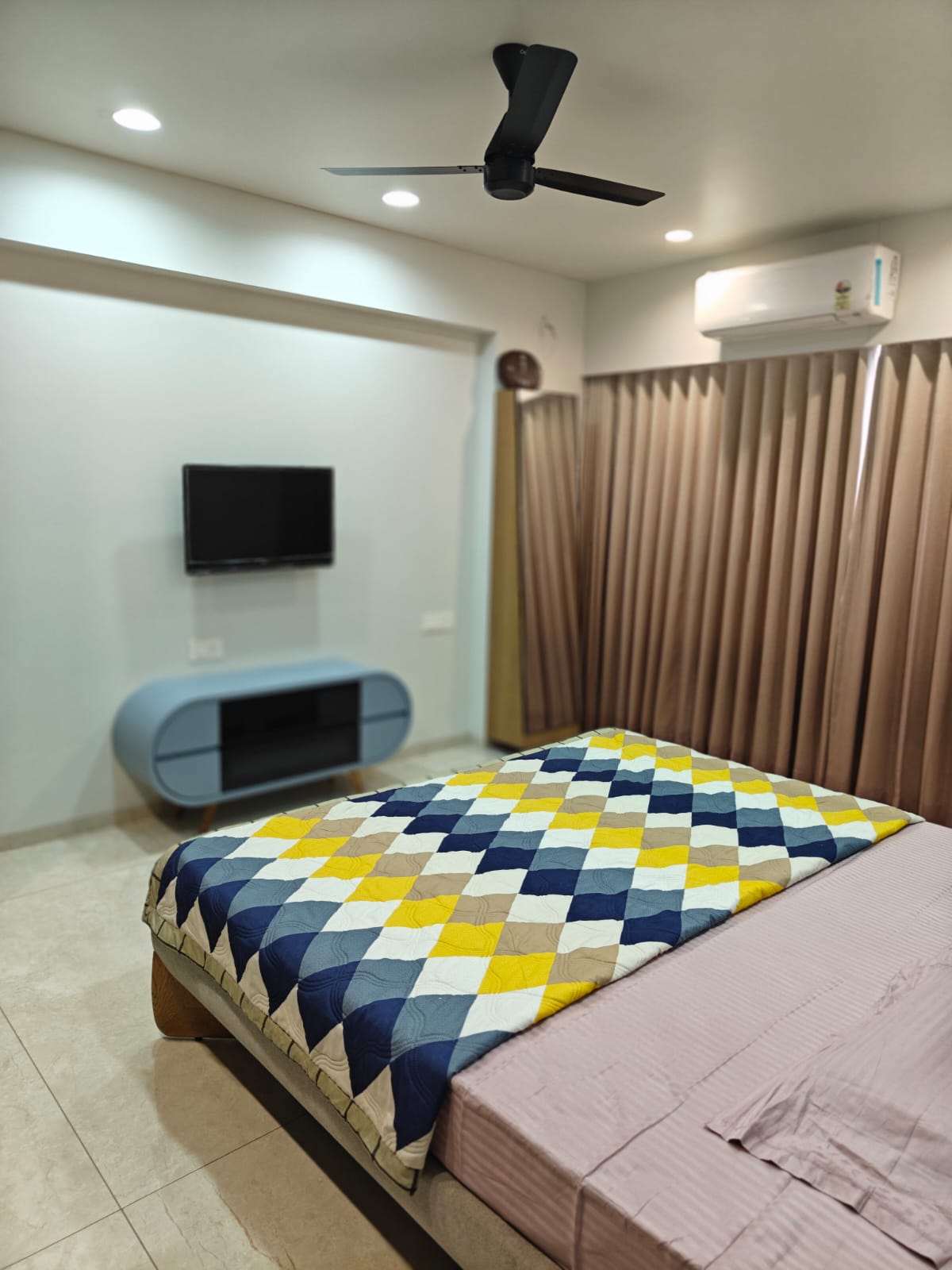 4 BHK 361 Sq. Yrd. Residential Flat / Appartment for Sell in Gota Ahmedabad - Media 6