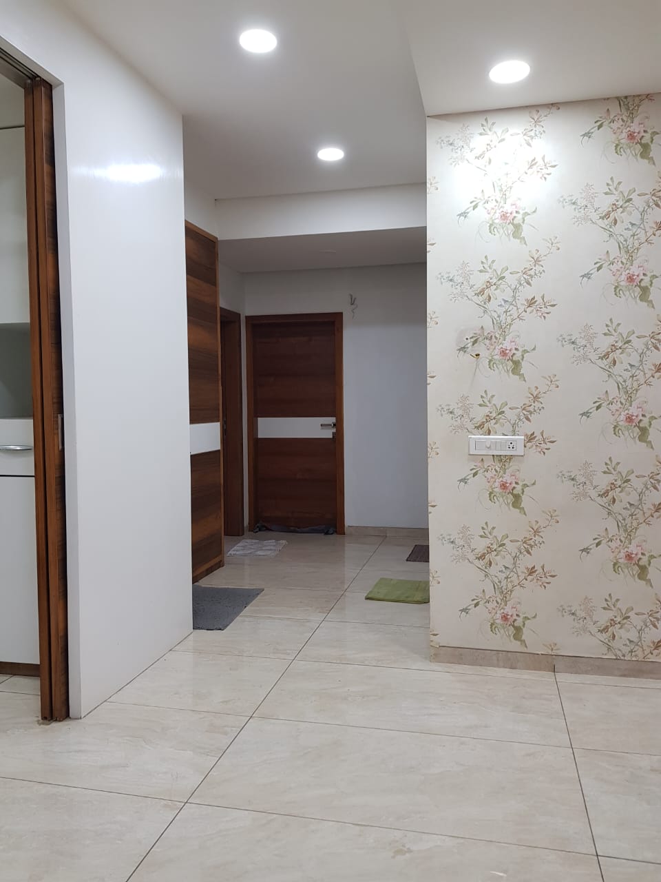 3 BHK 1980 Sq. Ft. Residential Flat / Appartment for Sell in Science City Ahmedabad - Media 2