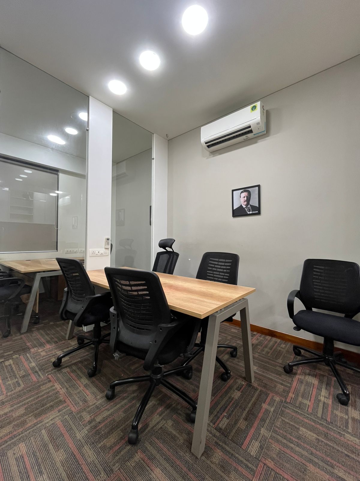 3F 711 Sq. Ft. Commercial Office for Sell in Bodakdev Ahmedabad - Media 3