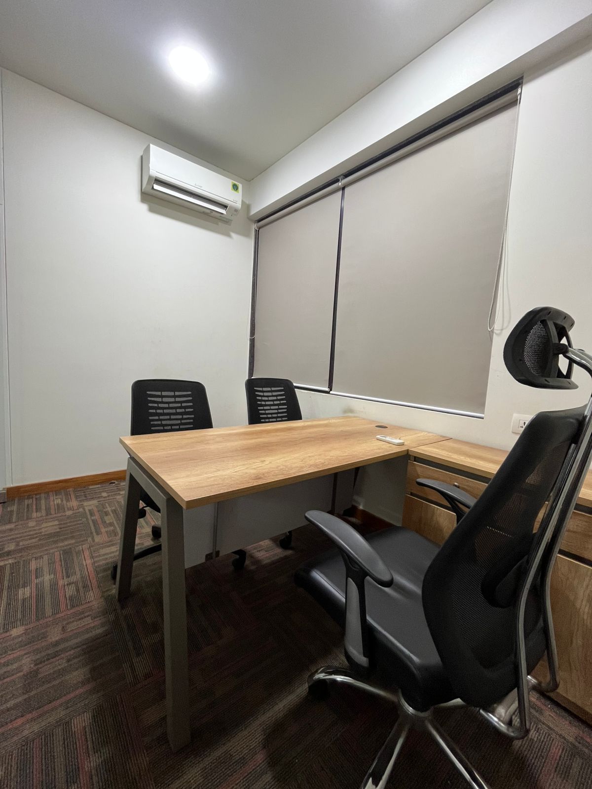 3F 711 Sq. Ft. Commercial Office for Sell in Bodakdev Ahmedabad - Media 4
