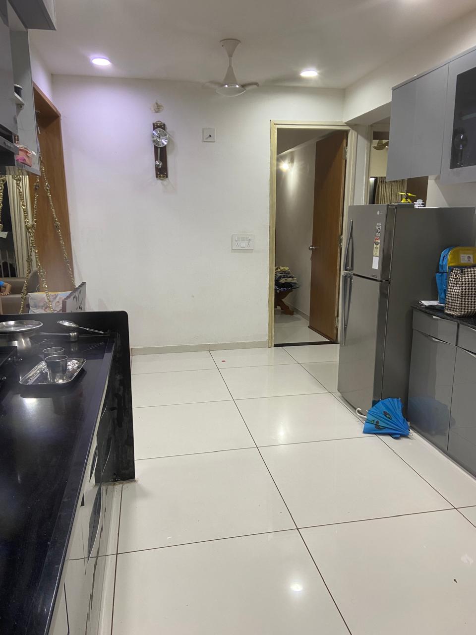 3 BHK 2070 Sq. Ft. Residential Flat / Appartment for Sell in Gota Ahmedabad - Media 15